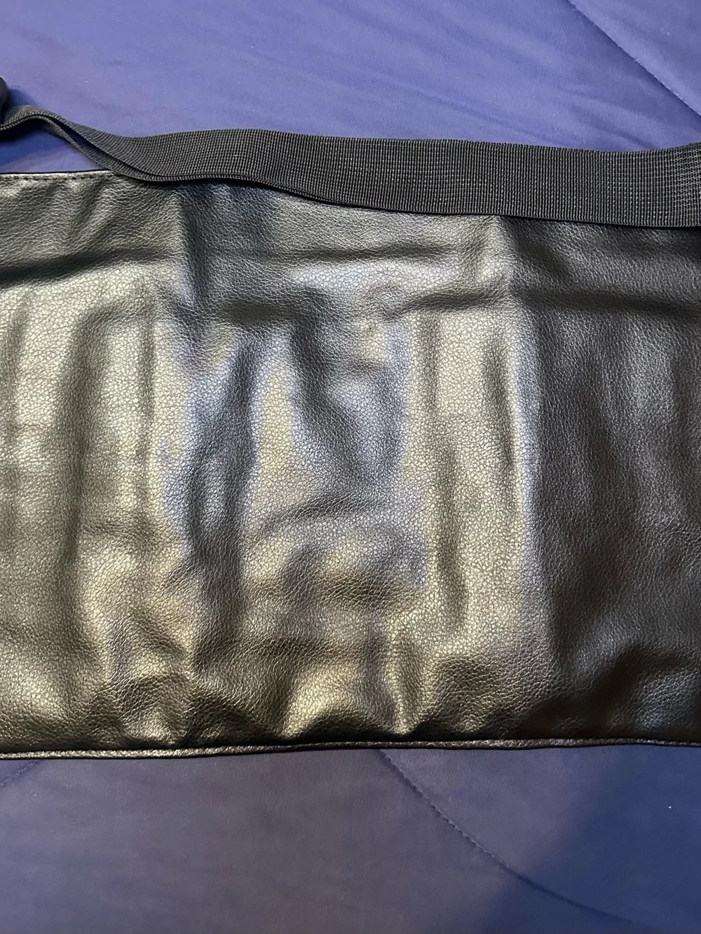 Makeup brushes apron